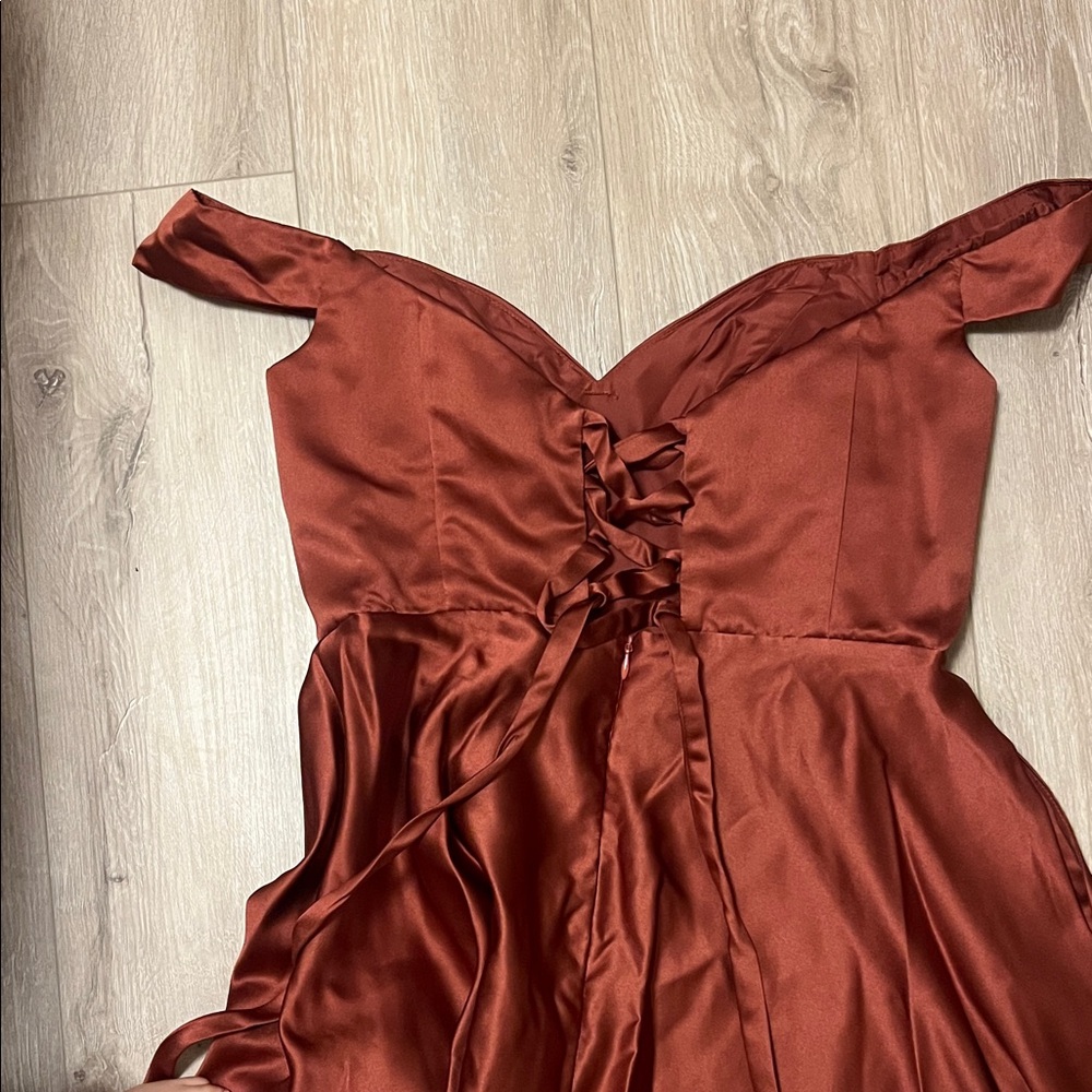 Db Studio Elegant Rust Off-Shoulder Gown - image 5